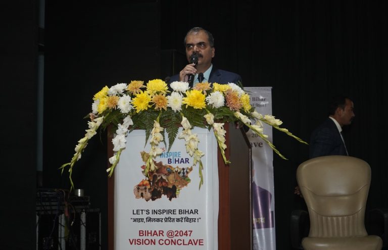आँखों में बिहार बदलने का सपना लिए दिल्ली पहुँचे IPS विकास वैभव, कहा – जातिवाद की कुसंस्कृति को खत्म करें, बिहार को विकसित बनाएँ बिहारी