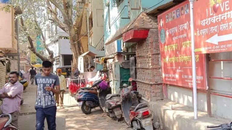 पुणे की जो महिला जिंदा भी नहीं, उसकी झुग्गी के फर्जी रेंट एग्रीमेंट से बांग्लादेशियों ने बनवा लिए पासपोर्ट: अब तक 22 गिरफ्तार