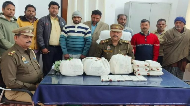 सोनभद्र में धर्मांतरण गैंग जनजातीय लोगों को पढ़ा रहा था ईसाइयत का पाठ, चंगाई सभा में बुलाकर देते थे तरह-तरह के लालच: 42 पर केस, 9 गिरफ्तार