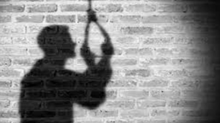 इंस्टाग्राम इंफ्लुएंसर अजमल शरीफ ने पहले डाला RIP पोस्ट, फिर कर ली सुसाइड: घरवाले बोले- नौकरी न मिलने से डिप्रेस था