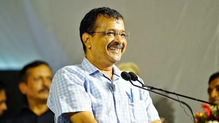 नाले की सफाई और टोंटी सही कराने जैसे कामों पर खर्च कर दिए ₹29 करोड़, अरशद-अहमद जैसों को ठेका: RTI खुलासे के बाद घिरे ‘शीशमहल’ वाले अरविंद केजरीवाल
