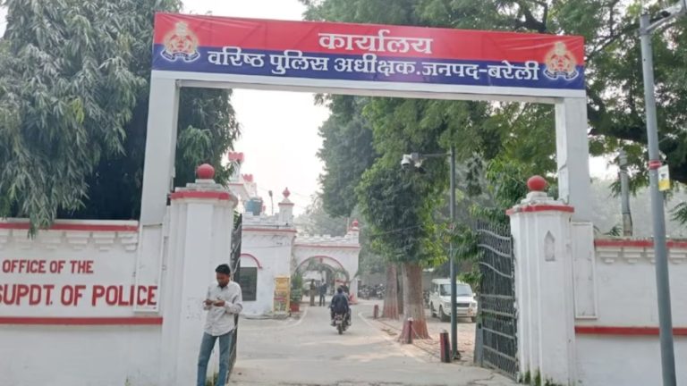 ‘यहाँ से हिंदुओं को निपटा देंगे’: भगवान रामलला के आगमन की खुशियाँ मना रहा था परिवार, कट्टरपंथी भीड़ ने किया हमला; घर में घुस महिलाओं को भी पीटा