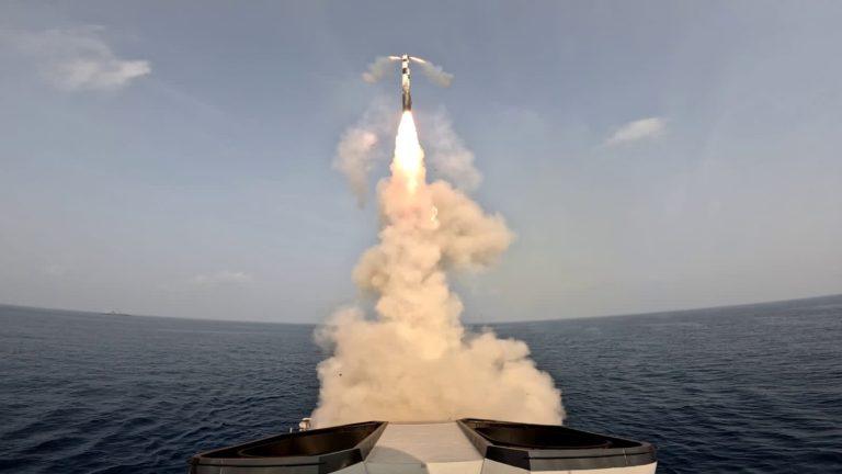 अब दुनिया को ब्रह्मोस पावर से लैस करेगा भारत: DRDO सुपरसोनिक क्रूज मिसाइल का निर्यात करने को तैयार, कई देशों से डिमांड