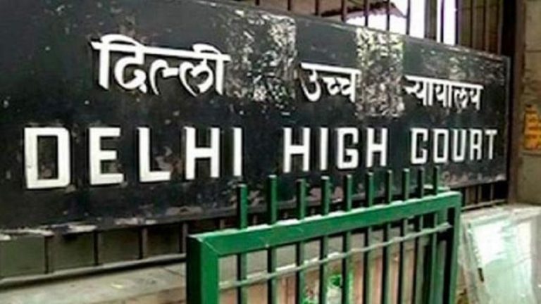 महिला न्यायाधीश को कहा ‘साली’, पूछा – ‘ये अदालत में क्या चु$# चल रहा है?’: दिल्ली हाईकोर्ट ने शुरू किया अवमानना का केस, महिला को थमाया नोटिस