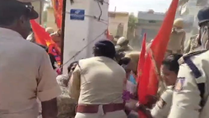 कर्नाटक में बवाल