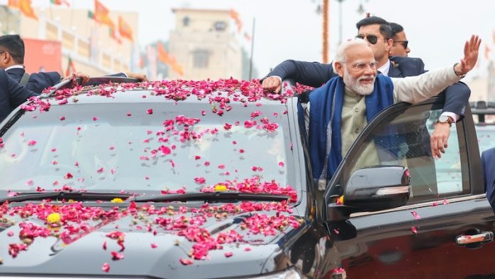 प्रधानमंत्री नरेंद्र मोदी, जन मन सर्वे