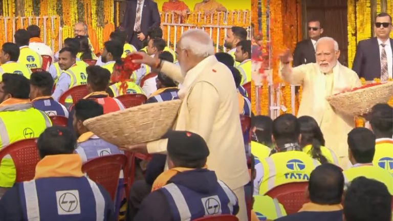 प्राण प्रतिष्ठा के बाद श्रमजीवियों का सम्मान, PM मोदी ने राम मंदिर के निर्माण में लगे श्रमवीरों पर की पुष्पवर्षा: कुबेर टीला पर जटायु की प्रतिमा का भी अनावरण