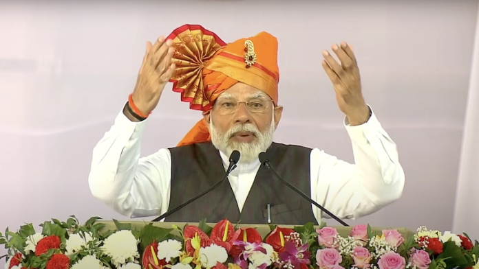प्रधानमंत्री नरेंद्र मोदी, सोलापुर, महाराष्ट्र