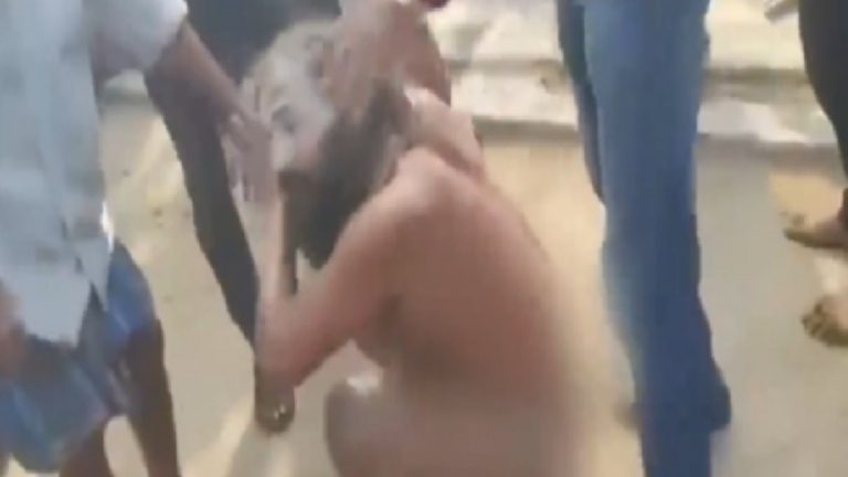 ‘मार खाना ही भाग्य में’: बंगाल में नंगा कर पीटे गए साधुओं ने कहा, भीड़ ने जटाएँ पकड़ घसीटा, रौंदा गेरुआ वस्त्र, BJP बोली- वहाँ हिंदू होना गुनाह