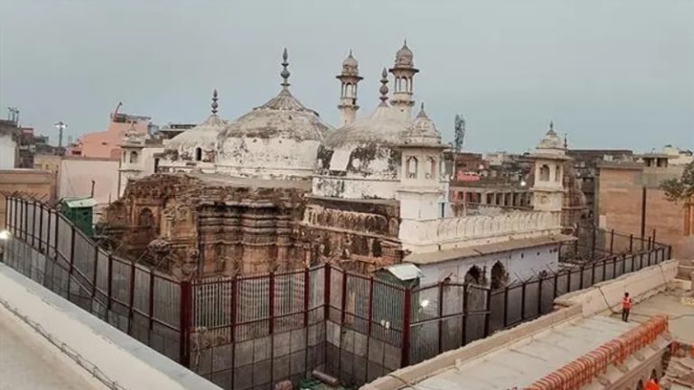 मंदिरों को तोड़कर नहीं बनी एक भी मस्जिद, मुस्लिम शासक चाहते तो एक भी मंदिर नहीं बचता: ज्ञानवापी पर AIMPLB ने उगला जहर, संत समिति ने चेताया