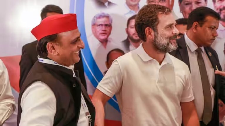 आखिरकार साइकिल को मिल गया हाथ: उत्तर प्रदेश में 17 सीट पर लड़ेगी कॉन्ग्रेस, मध्य प्रदेश की खजुराहो सपा को दिया; 2017 में फ्लॉप रहे थे ‘यूपी के लड़के’