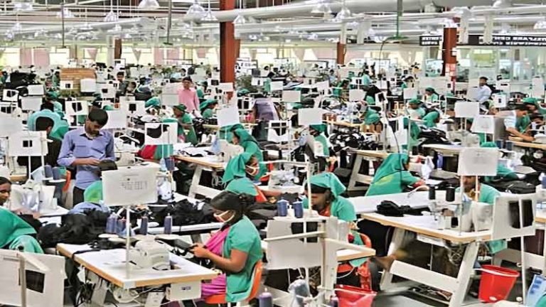 अब यूपी में ही मिल रहा काम, तमिलनाडु से लौट रहे मजदूर: राम मंदिर प्राण प्रतिष्ठा के बाद कारोबार की बल्ले-बल्ले, सुधरी हुई कानून व्यवस्था भी एक कारण