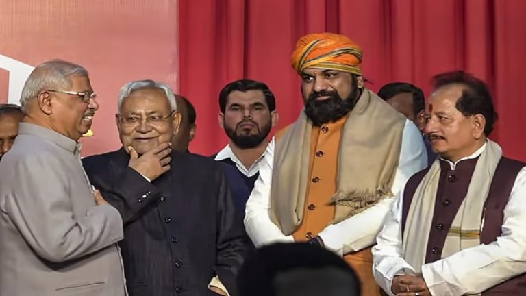 बिहार में NDA सरकार ने भंग किए महादलित और अति-पिछड़ा समेत 4 आयोग, नए चेहरों के साथ फिर से किया जाएगा गठित