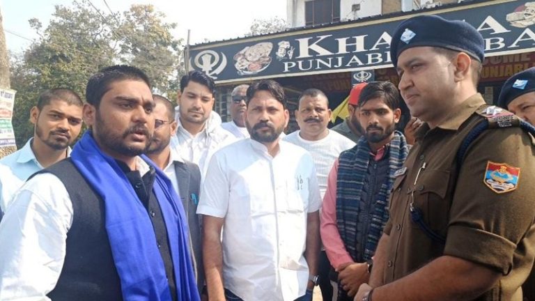 हल्द्वानी में जिन दंगाइयों ने दलितों को पीटा, उनका केस वापस लेने की माँग पर अड़ी ‘भीम आर्मी’, वाल्मीकि-सोनकर परिवारों की बजाए मुस्लिमों के लिए माँगा मुआवजा