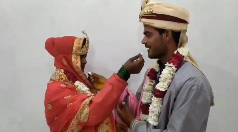 मुगल आक्रांताओं के कारण मेरे पूर्वज मुस्लिम बने, मेरी आस्था सनातन में: बिहार की नसीमा खातून बनी मीनाक्षी शर्मा, प्रेमी से रचाया विवाह