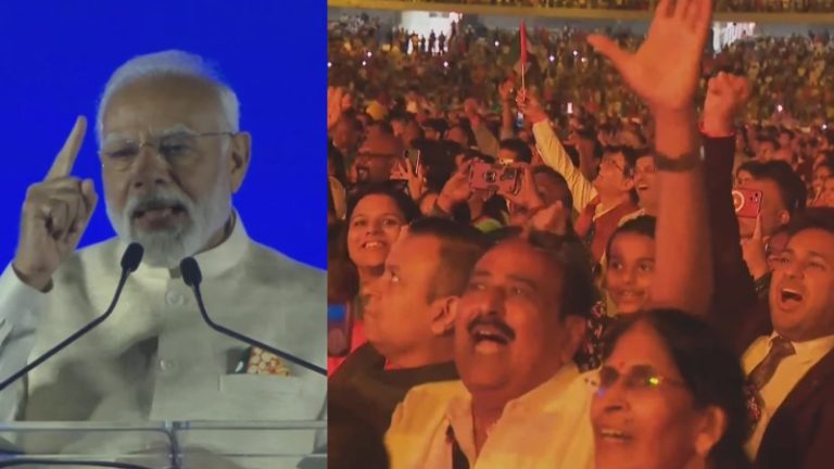 ‘आप जिस जमीन पर लकीर खींच देंगे, मंदिर के लिए दे दूँगा: ‘अहलान मोदी’ में PM ने याद किया UAE के राष्ट्रपति का ऑफर, बोले – 140 करोड़ भारतीयों का संदेश लाया हूँ