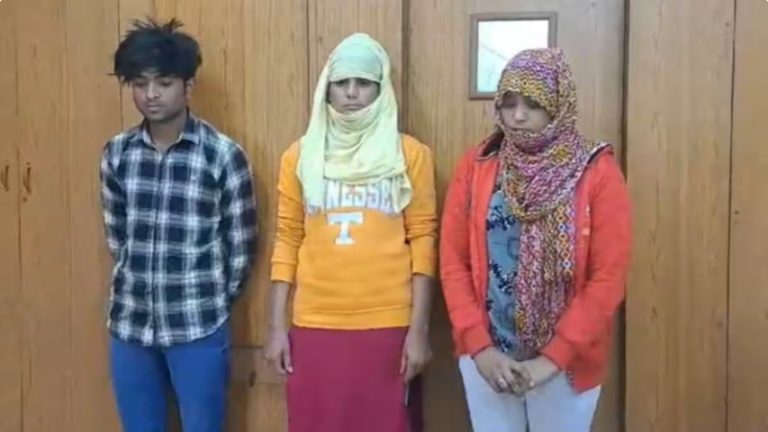 वसीम से दोस्ती करो और उसके साथ घूमो: अलवर में साथ रह रहीं मुस्लिम छात्राएँ 2 बहनों पर धर्मांतरण का बनाती थीं दबाव, बोलती थीं- पैसे मिलेंगे, तीनों गिरफ्तार