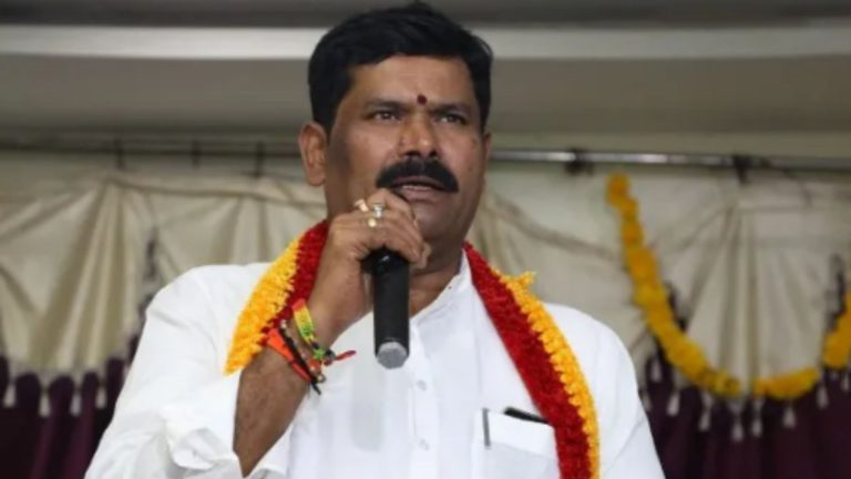 नोटिस बोर्ड पर बताना होगा कंपनी में कितने कन्नड़ करते हैं काम: कर्नाटक की कॉन्ग्रेस सरकार का फरमान, कहा- उल्लंघन पर रद्द करेंगे MNC का लाइसेंस