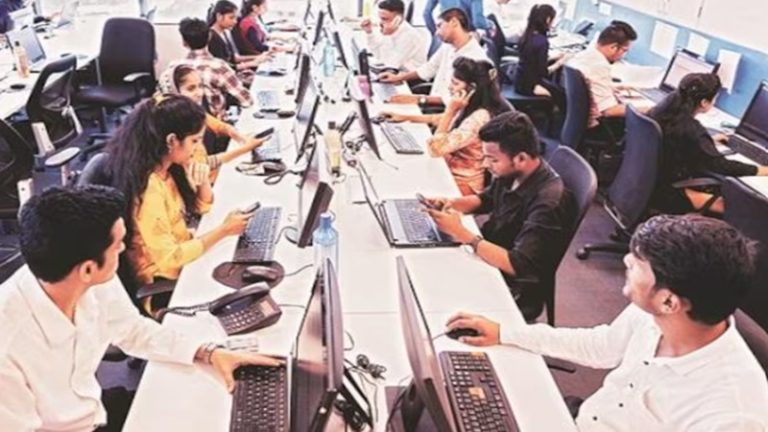 ऑफिस में हर दिन 12 घंटे करना होगा काम, बैंक खाते में सैलरी आएगी कम… लेकिन 3 दिन मिलेगा आराम: जानें नए बजट के दावे की सच्चाई