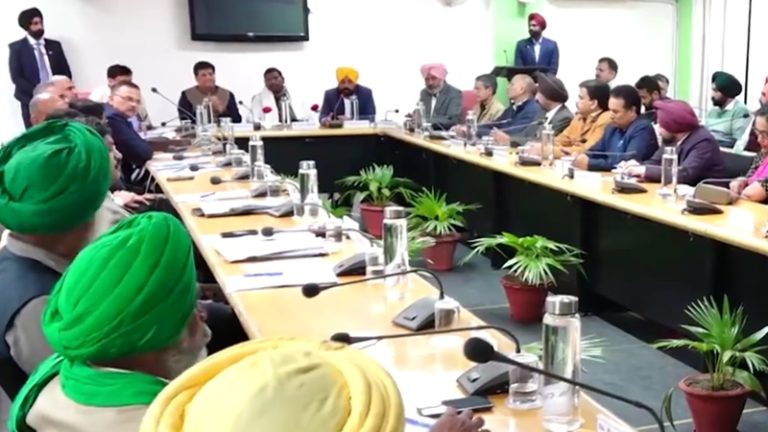 5 साल का कॉन्ट्रैक्ट, 4 फसलों पर MSP की गारंटी, बिना किसी लिमिट के खरीद: मोदी सरकार ने पेश किया फॉर्मूला, किसानों ने माँगा समय