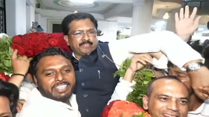 नासिर हुसैन की जीत के बाद लगे पाकिस्तान