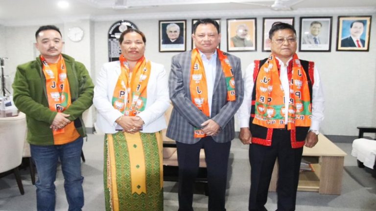 जिसे कॉन्ग्रेस ने बनाया था विधायक दल का नेता, वही BJP में शामिल: अरुणाचल प्रदेश में कॉन्ग्रेस की हालत खस्ता, पार्टी के साथ बस 1 MLA