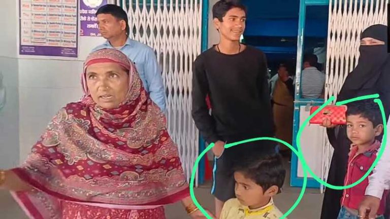 बॉडी बनाने के चक्कर में जहरीला साँप भून कर खा गए बच्चे, मोहम्मद मुनाजिर और फहद अजीम को अस्पताल में कराया गया भर्ती