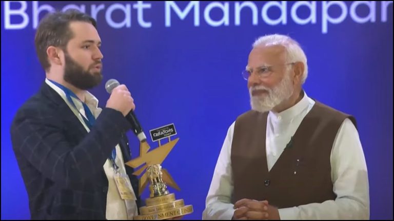 अमेरिका के ड्रयू हिक्स को PM मोदी से मिला क्रिएटर्स अवार्ड: धाराप्रवाह भोजपुरी-हिंदी बोलकर जीत रहे भारतीयों का दिल, खुद को बताते हैं दिल से बिहारी