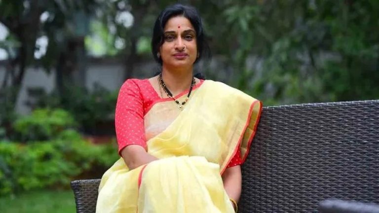 हैदराबाद में असदुद्दीन ओवैसी के खिलाफ BJP ने डॉक्टर माधवी लता को उतारा: जानिए कौन हैं ये महिला, जिनकी खूब हो रही है चर्चा