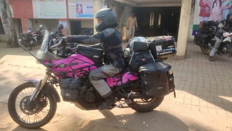 स्पेन की महिला से झारखंड के दुमका में गैंगरेप, खेतों में पुलिस को मिले अंडरगारमेंट्स: गूगल ट्रांसलेटर की मदद से पुलिस ने लिखी शिकायत