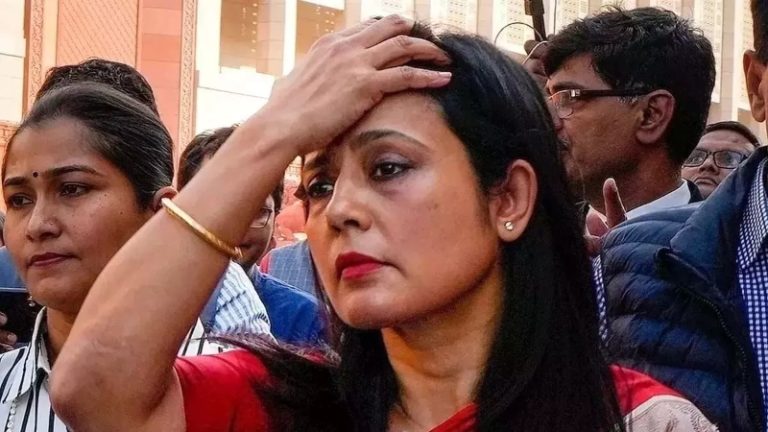 TMC की पूर्व सांसद महुआ मोइत्रा के कई ठिकानों पर CBI की छापेमारी, उनके पिता के आवास पर भी पहुँची जाँच एजेंसी: पैसे लेकर संसद में सवाल पूछने के मामले में कार्रवाई
