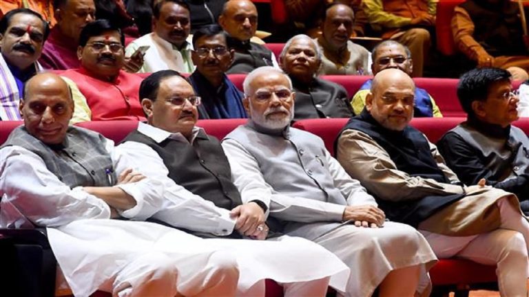हर जगह ‘मोदी का परिवार’… BJP नेताओं ने एकजुट होकर दिया लालू यादव को करारा जवाब, तेलंगाना के कॉन्ग्रेसी CM ने भी PM को कहा- ‘बड़ा भाई’