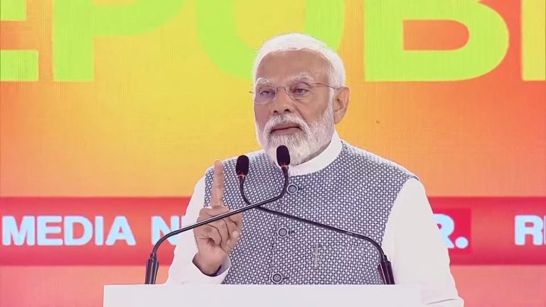 PM मोदी ने 75 दिनों का रखा रिपोर्ट कार्ड: ₹9 लाख करोड़ के प्रोजेक्ट का शिलान्यास एवं लोकार्पण, कई देशों के साल भर के कुल खर्च से भी है ज्यादा