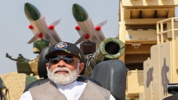प्रधानमंत्री नरेंद्र मोदी
