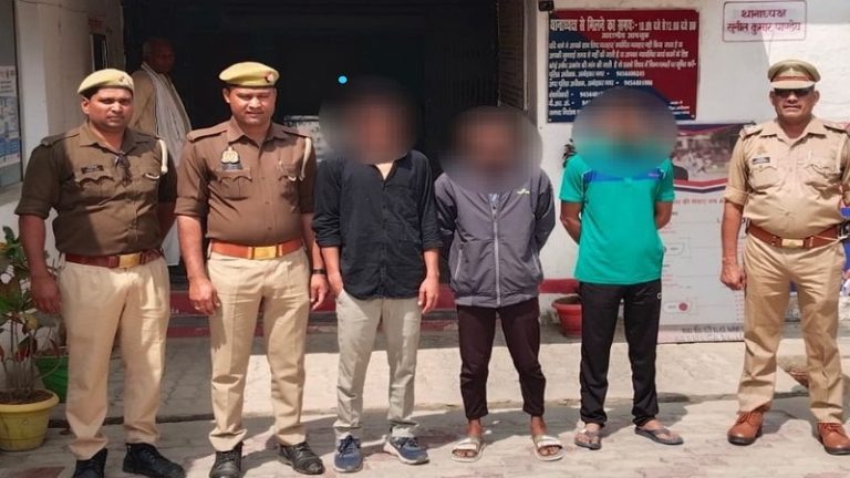 कोचिंग जा रही हिंदू छात्रा को फराज-फैज ने रोका, ट्यूबवेल पर ले जाकर आमिर संग किया गैंगरेप: लहूलुहान हालत में नग्न मिली पीड़िता, अंबेडकर नगर पुलिस ने तीनों को दबोचा