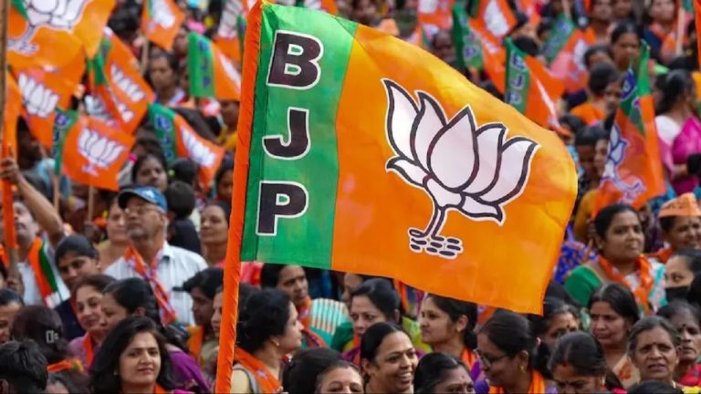 लोकसभा चुनाव 2024 के लिए BJP ने जारी की 5वीं सूची: वीके सिंह और वरुण गाँधी का टिकट कटा, अरुण गोविल और कंगना रनौत मैदान में