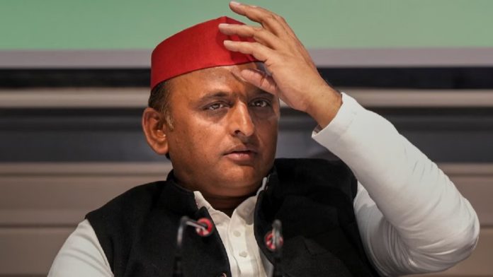 अखिलेश यादव