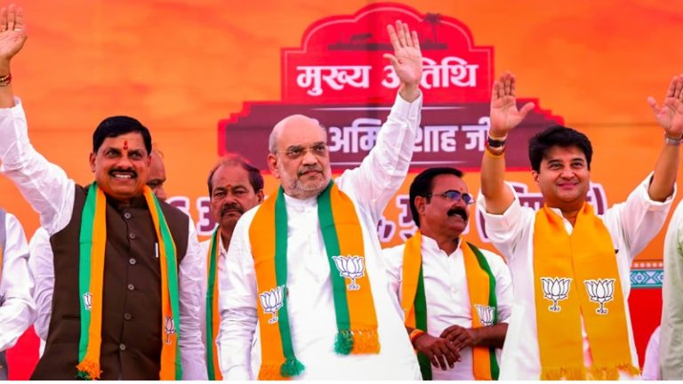 ‘देश शरिया से नहीं चलेगा, सरकार बनते ही पूरे देश में लागू होगा समान नागरिक संहिता’: गृहमंत्री अमित शाह बोले- धारा 370 को कॉन्ग्रेस ने बच्चे की तरह पाला