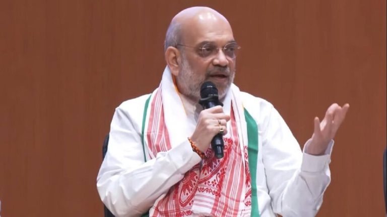 गृहमंत्री अमित शाह के फर्जी वीडियो मामले में एक्शन: गुजरात से कॉन्ग्रेस – AAP नेता गिरफ्तार, तेलंगाना के CM रेवंत रेड्डी समेत कई को नोटिस