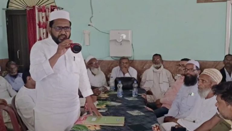 मुस्लिमों ने किया कॉन्ग्रेस का बायकॉट, देंगे भाजपा को वोट, चतरा में कहा – ‘जनजातीय समाज के बाद हमारी सबसे अधिक जनसंख्या, हमारे समुदाय से प्रत्याशी दो’