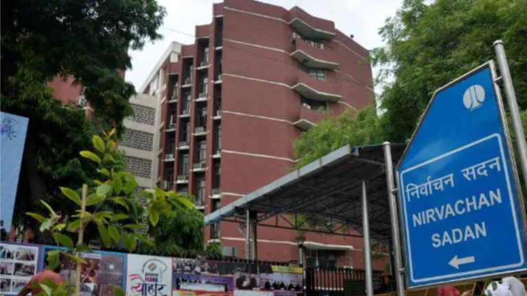 पश्चिम बंगाल में चुनाव ड्यूटी में लगी सभी गाड़ियों में लगेगा GPS, गड़बड़ी पर तलब होंगे ड्राइवर-अधिकारी: चुनाव आयोग के अधिकारी बदले