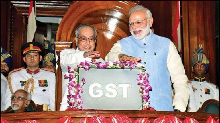 आधी-अधूरी इमारतें, बैंको का डूबता पैसा, सीमा पर फँसते ट्रक: मोदी सरकार ने GST-RERA जैसे सुधारों से बदल दी तस्वीरें
