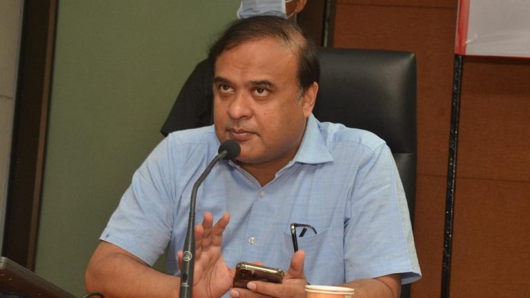 कॉन्ग्रेस के ‘न्याय पत्र’ को असम के CM ने बताया तुष्टिकरण का पिटारा, कहा- भारत नहीं, पाकिस्तान के चुनाव के लिए बनाया गया है घोषणा पत्र