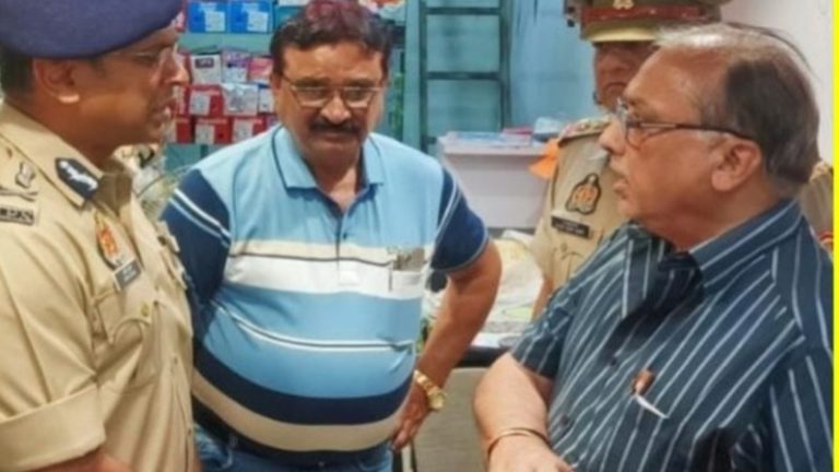 जिस नाबालिग मुस्लिम को दिया काम, उसी ने निकाल ली आँतें, हिन्दू दुकानदार के खून से लाल हो गया जूतों का शोरूम: 3 चाकूबाज के साथ किया हमला