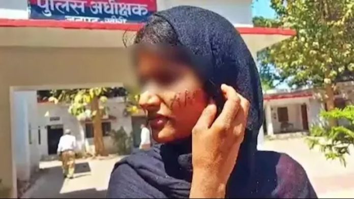 खीरी, लड़की, बंधक, क्रूरता