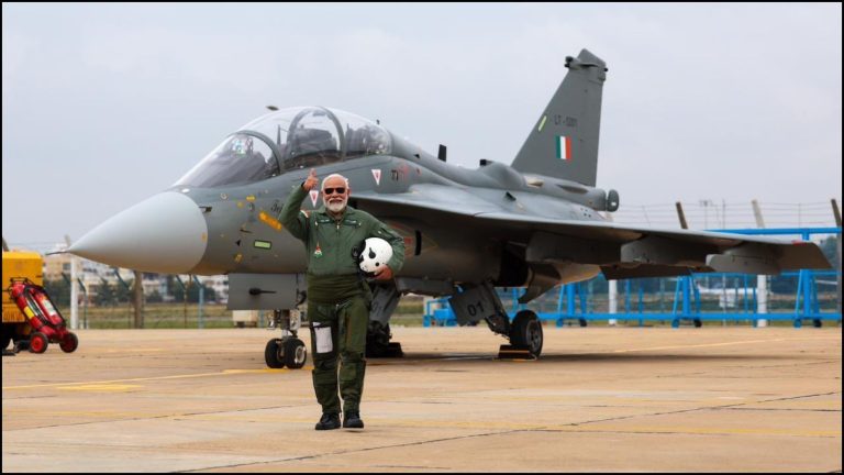कॉन्ग्रेस राज में लड़ाकू विमान खरीदने तक को नहीं थे पैसे, मोदी राज में ₹88000 करोड़ का निर्यात: भारत के हथियारों की ग्लोबल डिमांड, स्वदेशी से सशक्त हुआ रक्षा सेक्टर