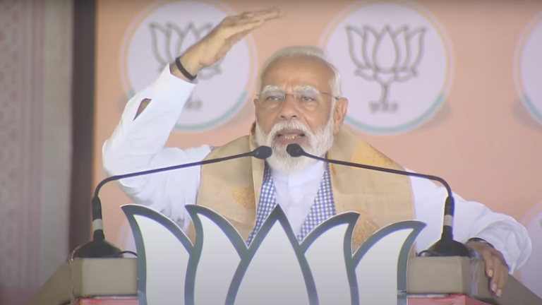 नॉर्थ-ईस्ट को कॉन्ग्रेस ने सिर्फ समस्याएँ दी, BJP ने सम्भावनाओं का स्रोत बनाया: असम में बोले PM मोदी, CM हिमंता की थपथपाई पीठ