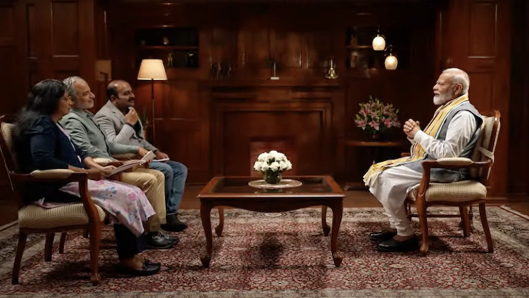 ‘एक ही सिक्के के 2 पहलू हैं कॉन्ग्रेस और कम्युनिस्ट’: PM मोदी ने तमिल के बाद मलयालम चैनल को दिया इंटरव्यू, उठाया केरल में राजनीतिक हत्याओं का मुद्दा