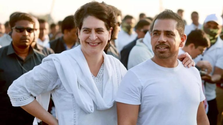 कॉन्ग्रेस को अमेठी में नहीं मिल रहा उम्मीदवार, क्या वाड्रा से बची आस? बोले प्रियंका गाँधी के पति- लोग चाहते हैं कि अपनी राजनीति की शुरुआत यहीं से करूँ