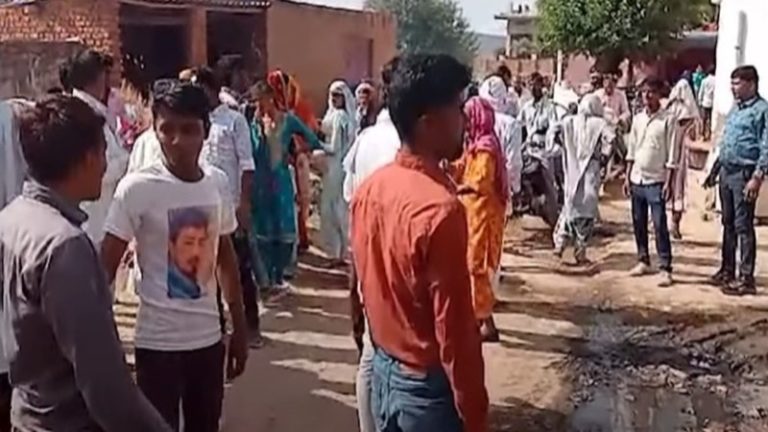 बुजुर्गों से पैर पकड़वाए, महिलाओं से छेड़खानी, बच्चियों को पीटा… मस्जिद के सामने से गुजरी बरात तो मुस्लिम भीड़ ने किया हमला, बोले पीड़ित – DJ बजाने पर बनाया शिकार